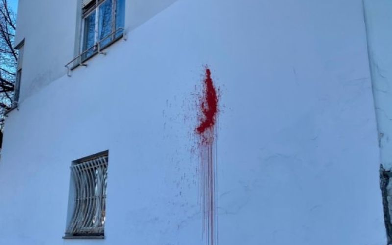 rdeč madež, sd.jpg
