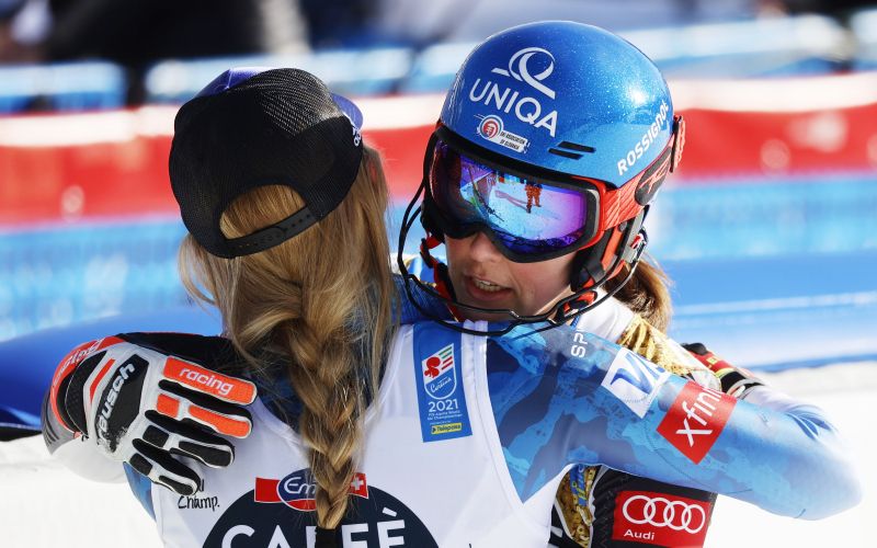 shiffrin vlhova re.JPG