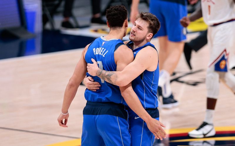 dallas doncic powell re.JPG