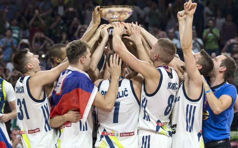 slovenija prvaki kosarka.jpg