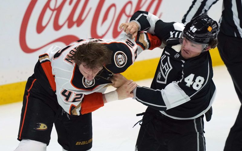 los angeles kings anaheim 21 pm.jpg