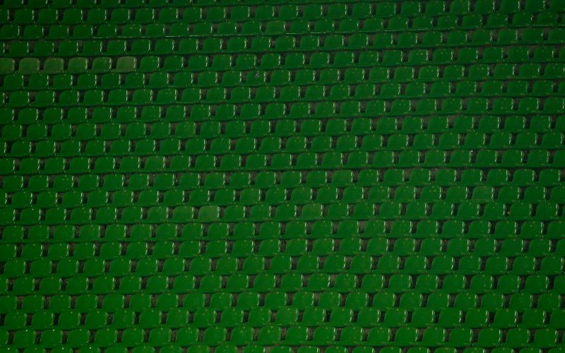 tribuna stoli.jpg