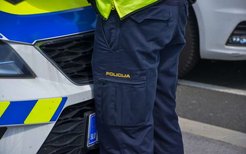 policija