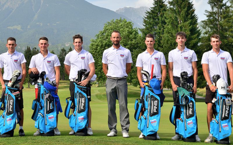 moski golf.jpg