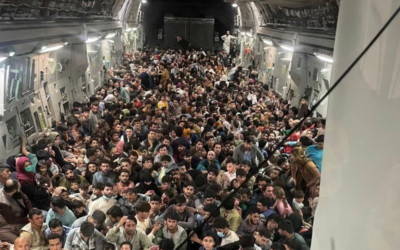 afganistan, kabul, transportno-letalo-c-17