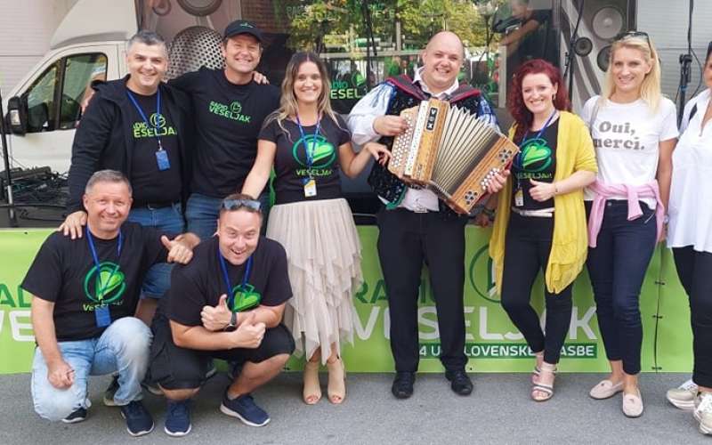 Prvi dan Veseljakovega dogajanja na MOS-u je popestril tudi Rok Švab.jpg
