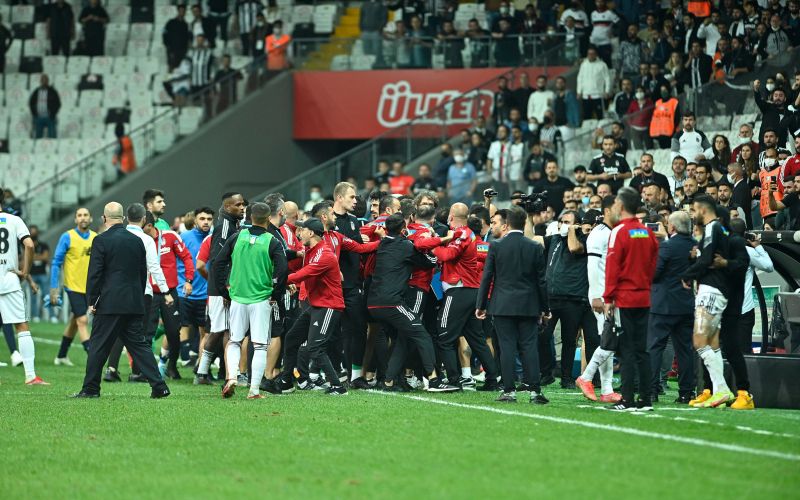 Balotelli profi.jpg