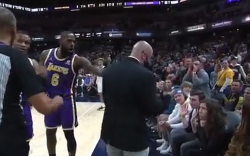 lebron 1.jpg