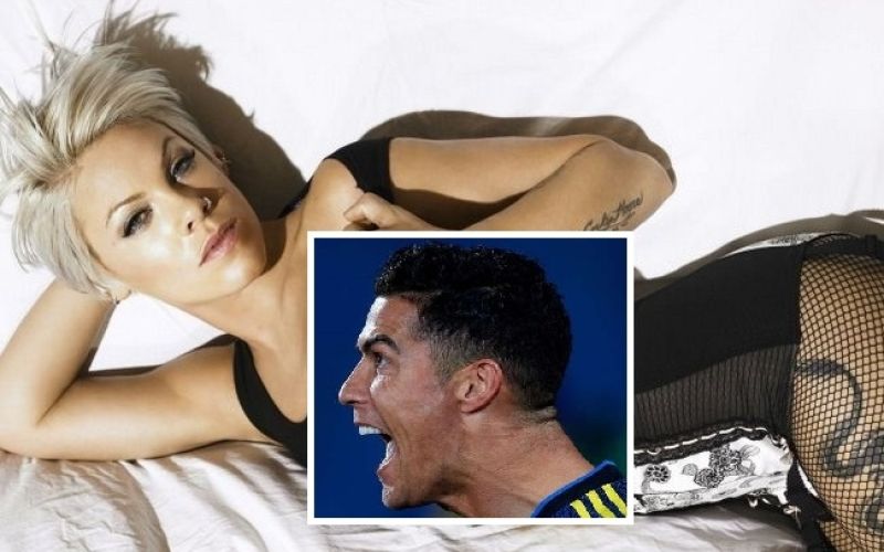 ronaldo pink.jpg