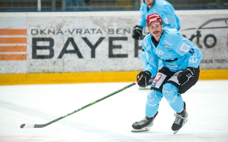 hokej jesenice krmelj.jpg