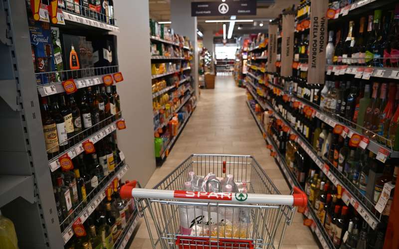 nakupovanje, trgovina, denar, denarnica, spar, prehranski-izdelki
