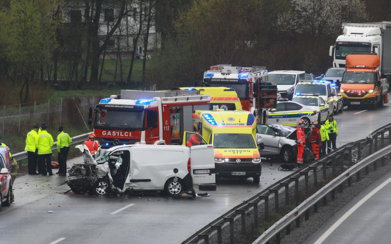 štajerska-avtocesta, prometna-nesreča, pesnica, 19.4.2022