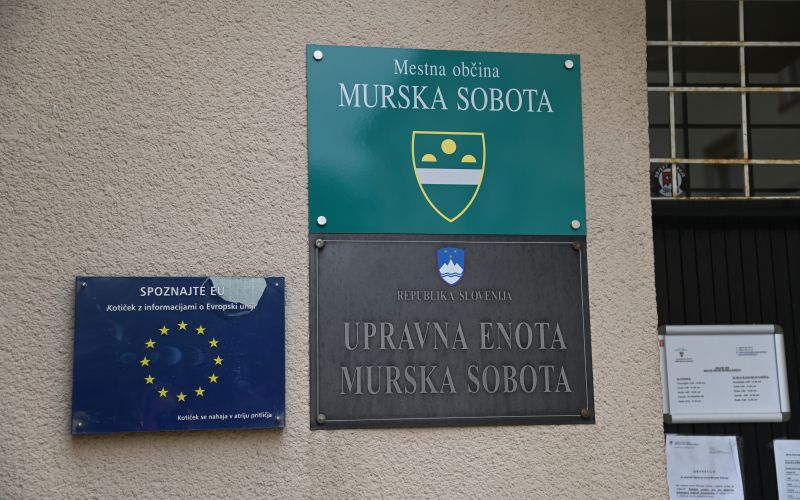 upravna-enota, osebne-izkaznice, potne-listine