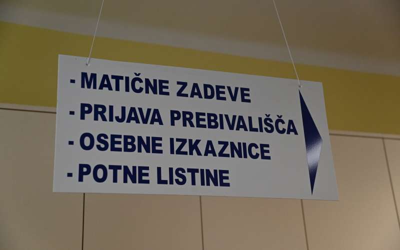 upravna-enota, osebne-izkaznice, potne-listine