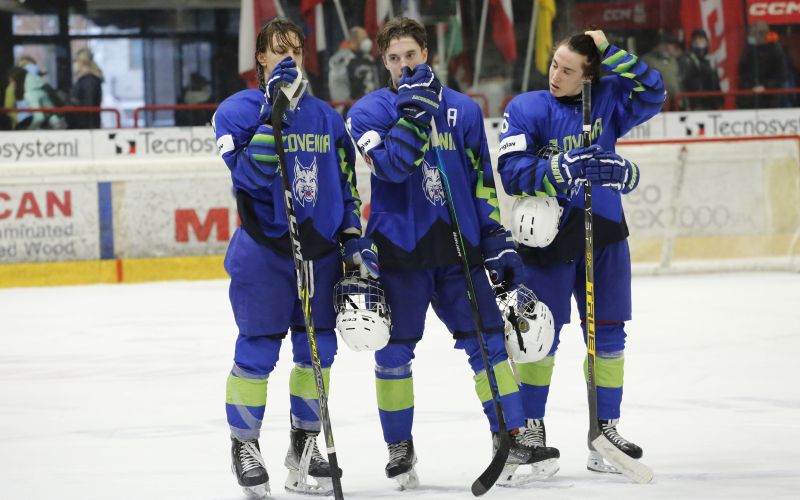 hokej slovenija u18 22 .jpg