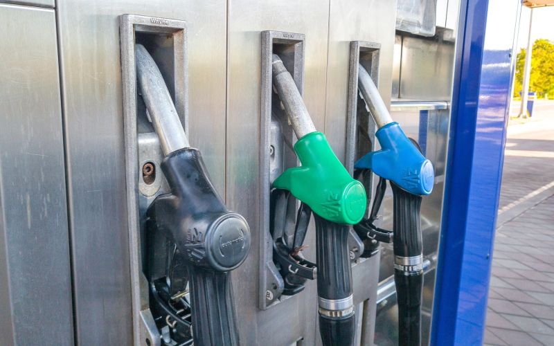 bencinski servis, hrvaška.jpg