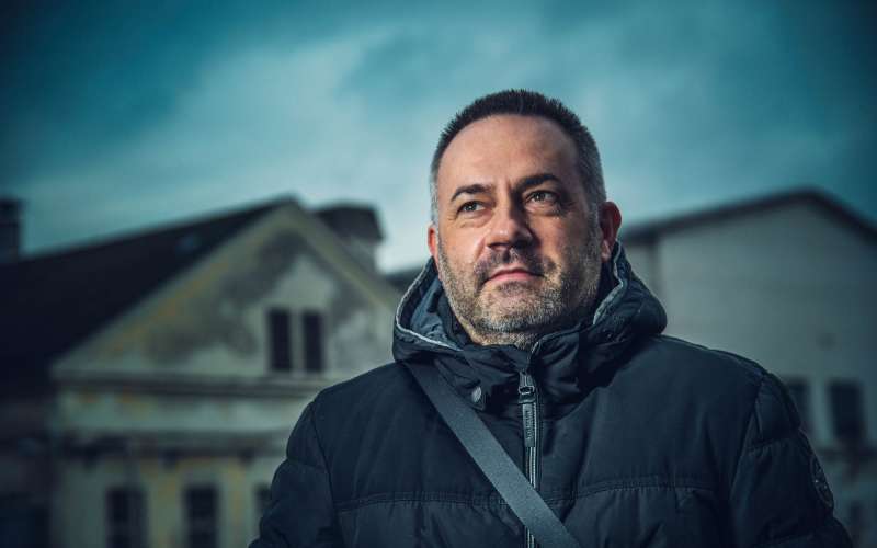 uvodnik besic - jaka koren.jpg