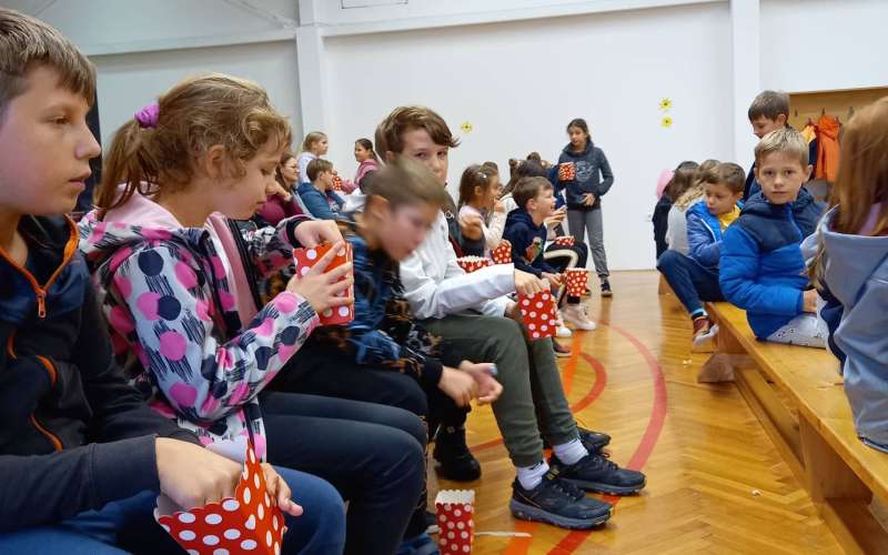 _vmokronogu__1_.jpg