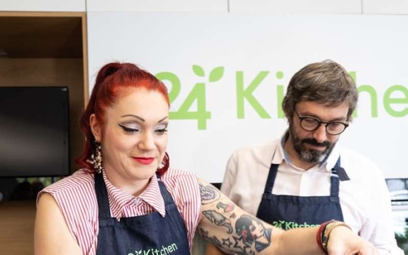 24 Kitchen kuhanje 2