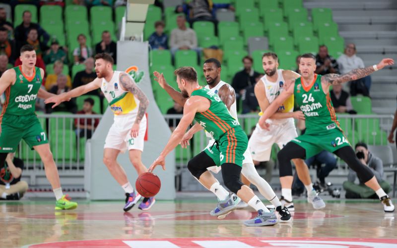 cedevita olimpija bursa 22 af.JPG