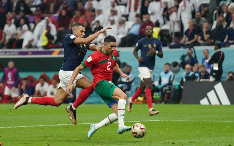 mbappe hakimi francija maroko pm.jpg