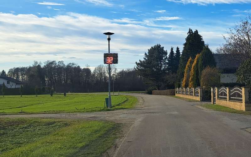 prikazovalnik-hitrosti, občina-razkrižje