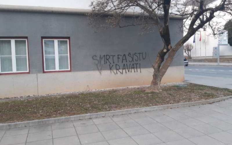 občina grafit.jpg