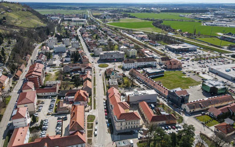 lendava, dron, simbolična