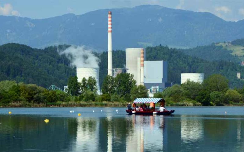 jezero-tes-okolje-pletna