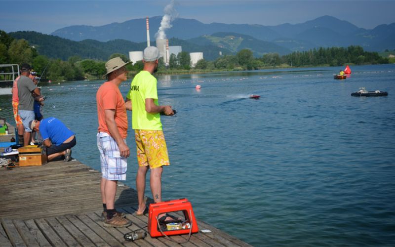 modelarji, jezero