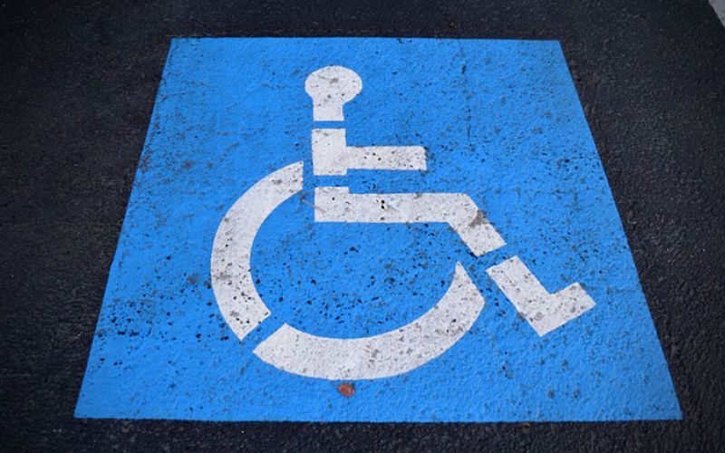 parkiranje_invalidi_dan_invalidov