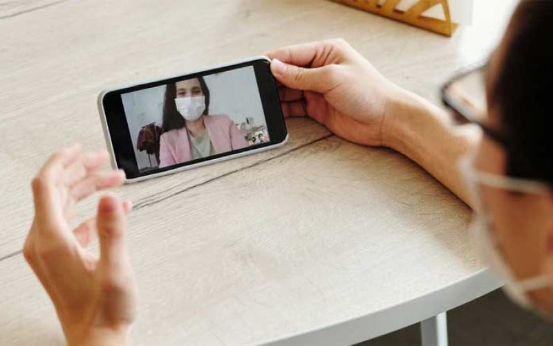 korona-virus-stiki-telefon-maska