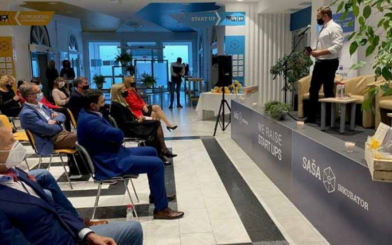 5-let-podjetniskega-centra-standard