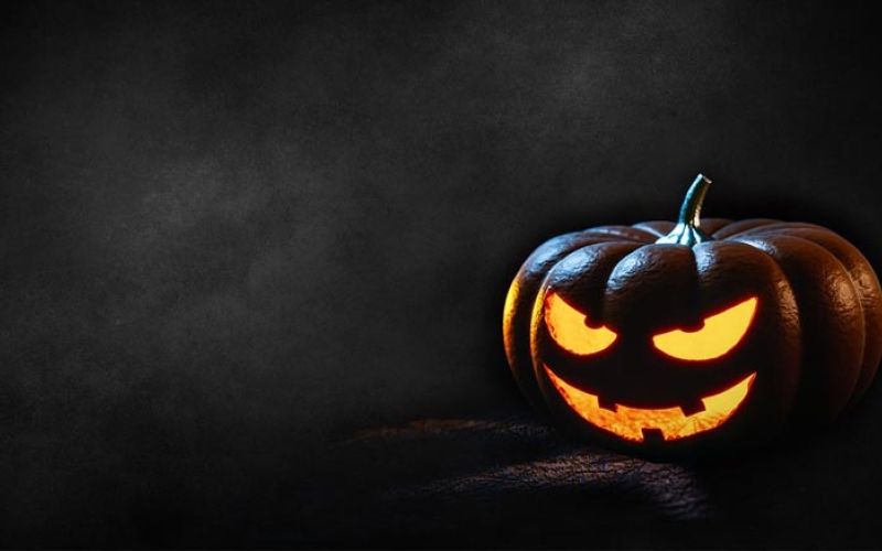 buca-haloween-noc-carovnic