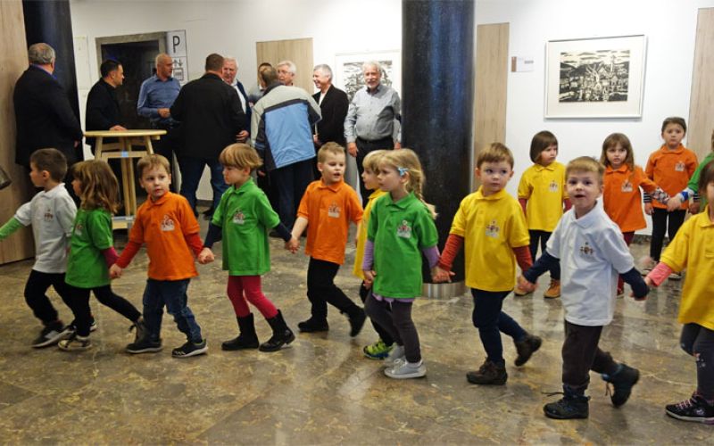 sostanj-prenovljena-avla