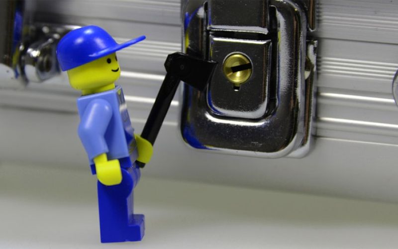 lopov, vlomilec, vlom, ropar