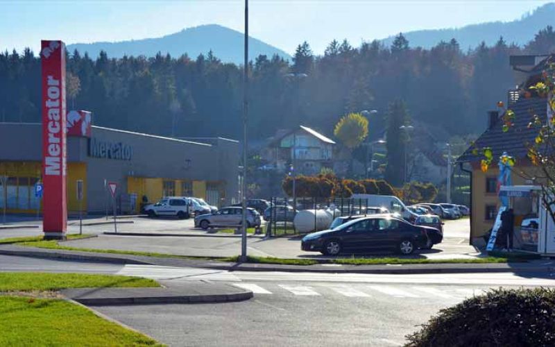 trgovina-mercator-smartno-ob-paki