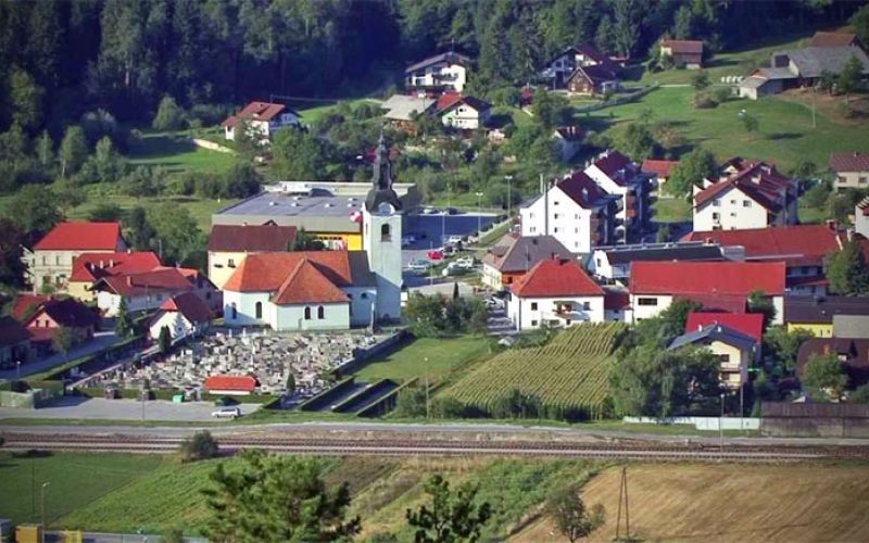 smartno-ob-paki-mali-vrh