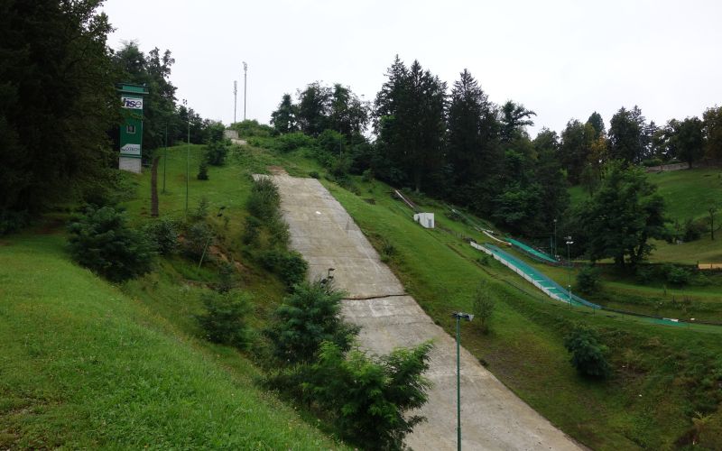 Skakalnica