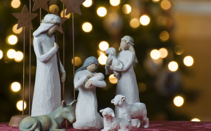 Nativity_tree2011