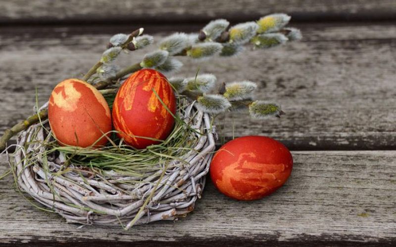 easter-eggs-2145667_1920