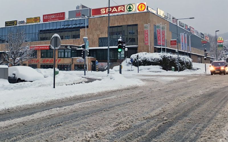 sneg_cesta_februar2