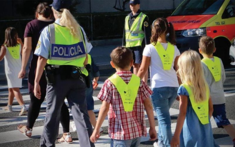 policija-prehod-pesci