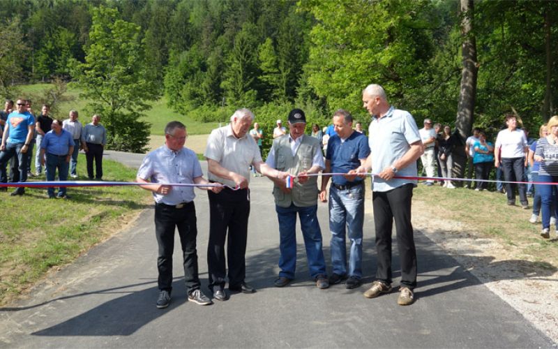 cesta_ravne_otvoritev