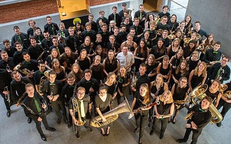 pihalni-orkester-univerze-iz-genta