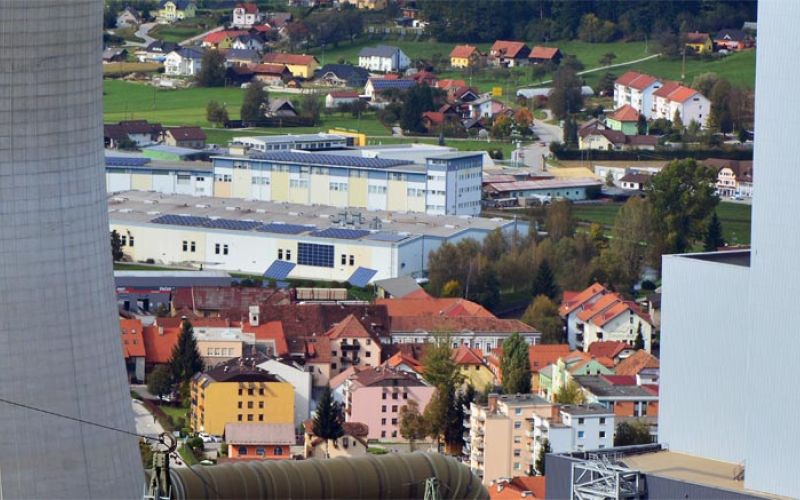 tes-dimnik-sostanj-naselje-industrija