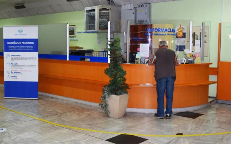 bolnica-celje-recepcija-narocanje-pacient-zdravnik