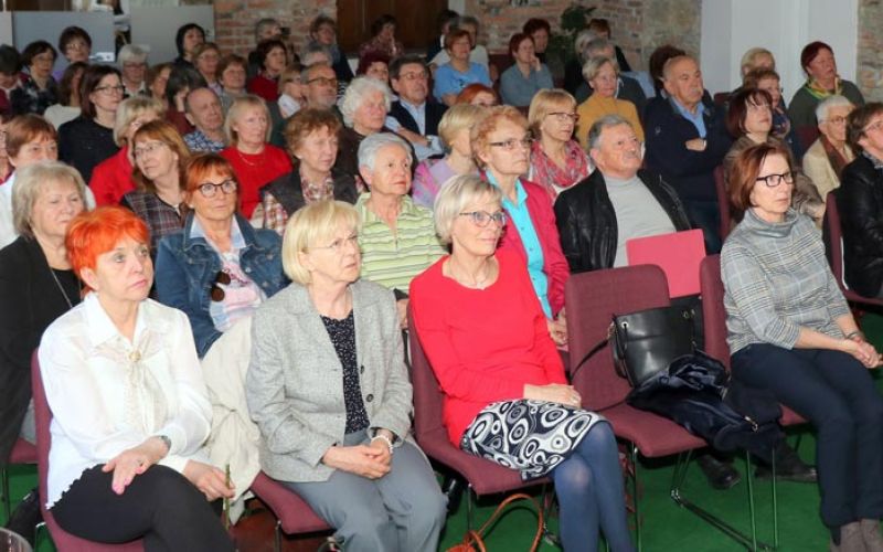 Zbor-clanov-Univerze