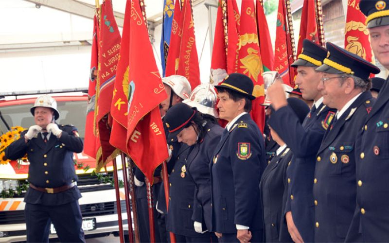 pgd_bevce_obletnica_nov_gasilski_avto