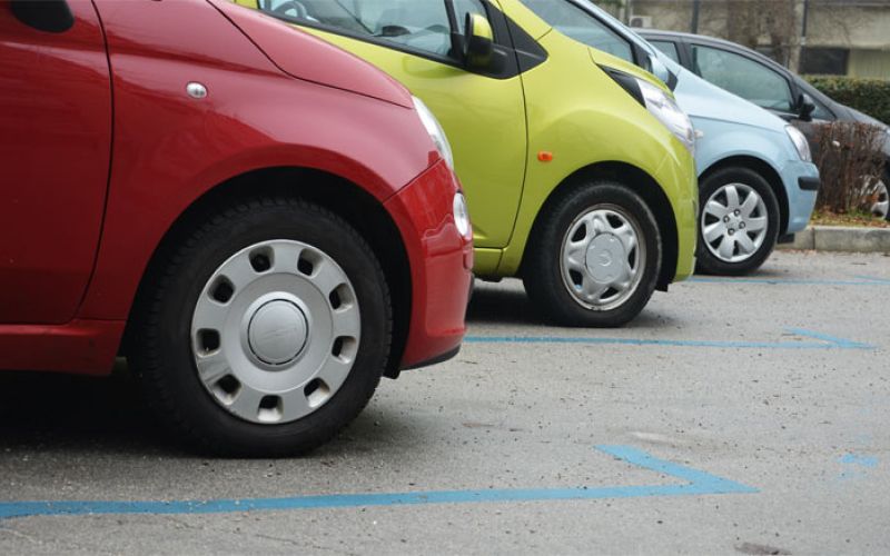 parkiranje-modra-cona
